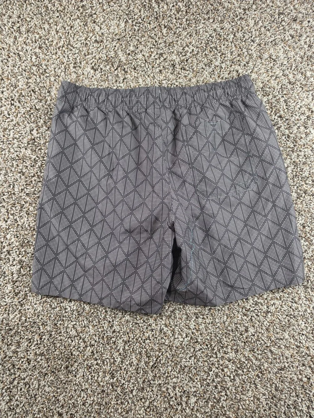 Goodfellow & Co Mens Sz M Swim Trunks Swimsuit Gray Geometric Mesh Lined